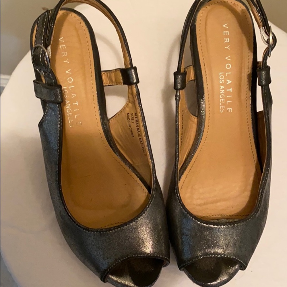 Volatile cork/metallic silver platform wedges